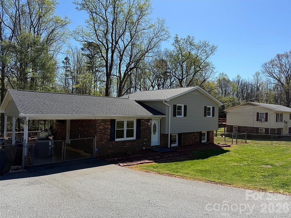 1st image of 3730 Sedgefield Dr