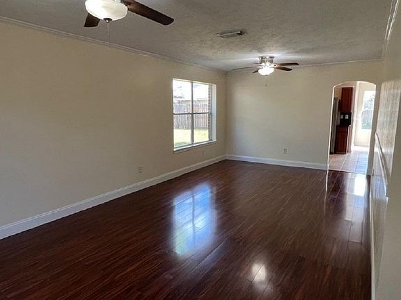 2nd image of 10818 Belle Haven Dr