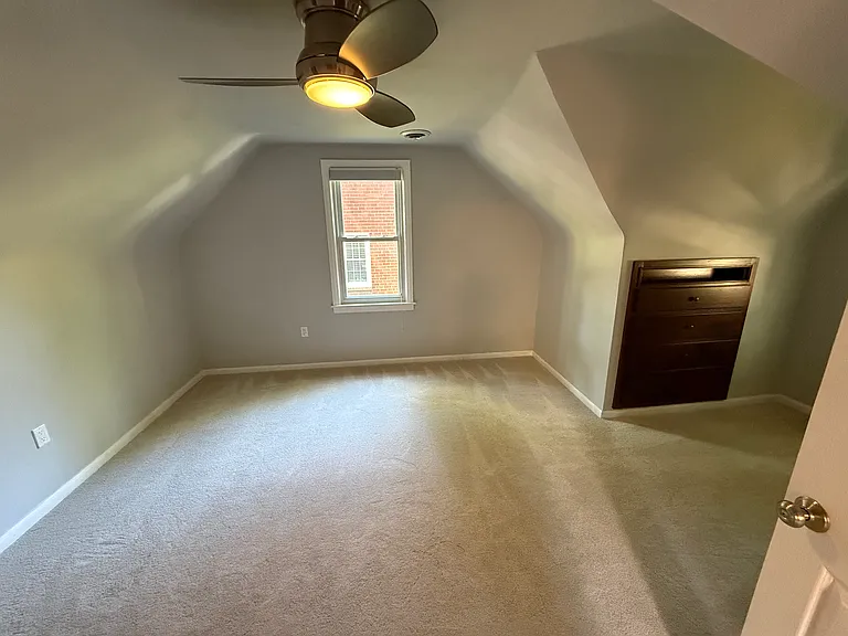 907 Marywood Dr — Photo 8