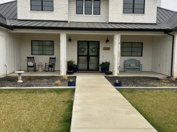 1700 W Riverside Dr, Carlsbad, NM 88220