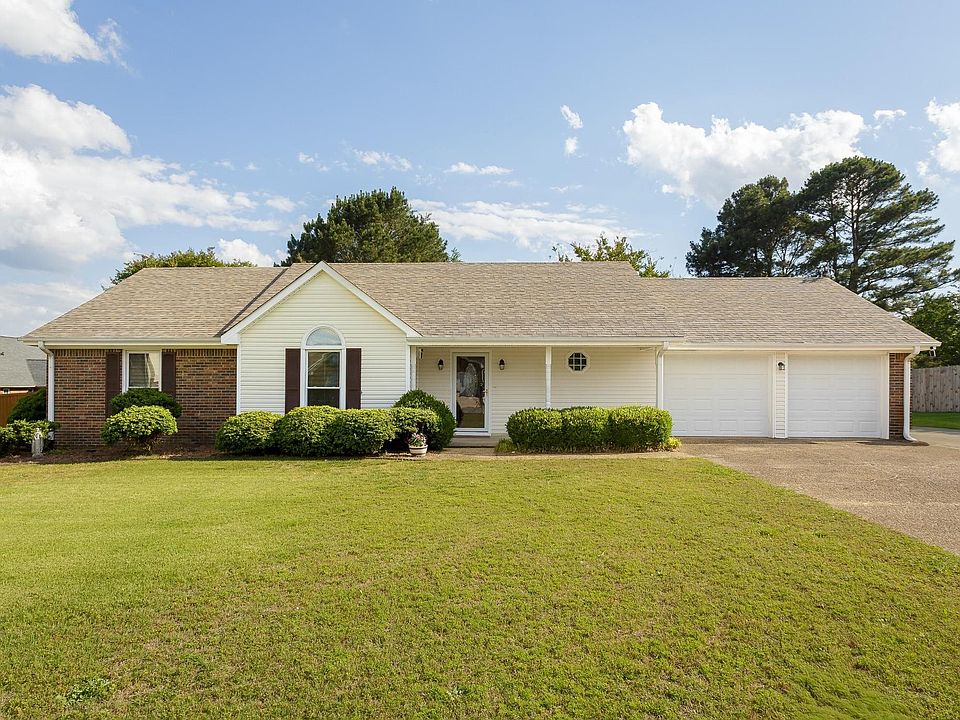 1st image of 303 Cordelia Way