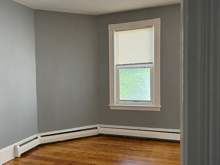 252 E Cottage St — Photo 26