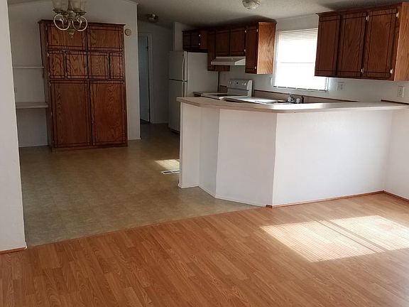 3rd image of 20300 N Blackjack Rd