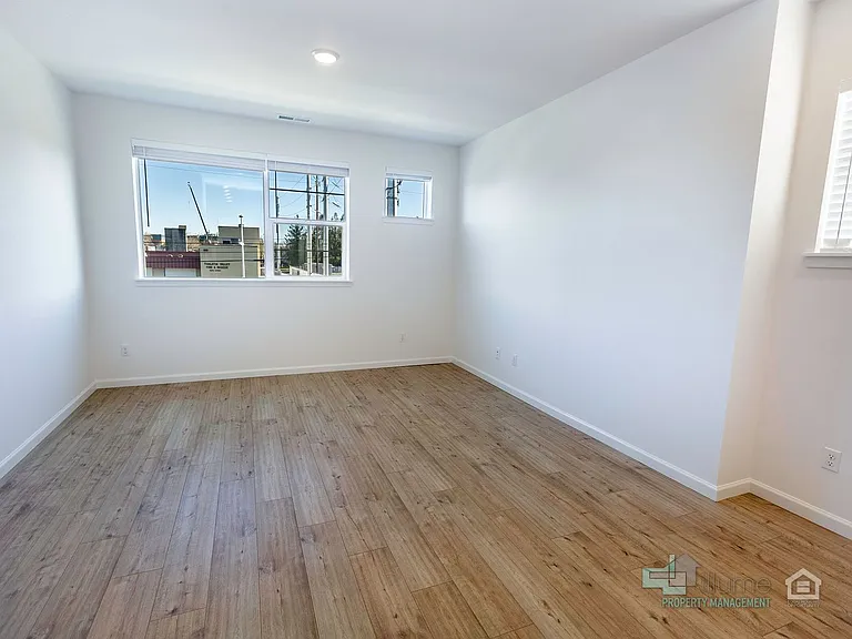 3691 SW 209th Ave — Photo 30