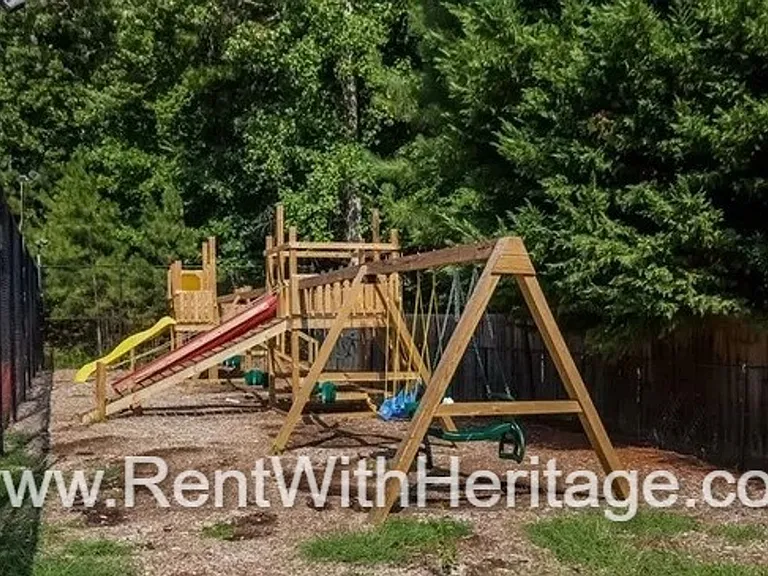 7234 Brittany Way — Photo 30
