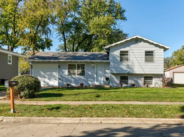 4402 64th St, Urbandale, IA 50322