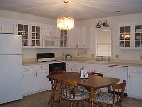 5th image of 822 Hillsfarm St NE