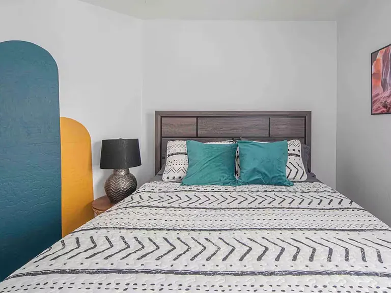 15305 W Banff Ln — Photo 25