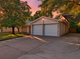 2900 Lachelle Ln, Arlington, TX 76010
