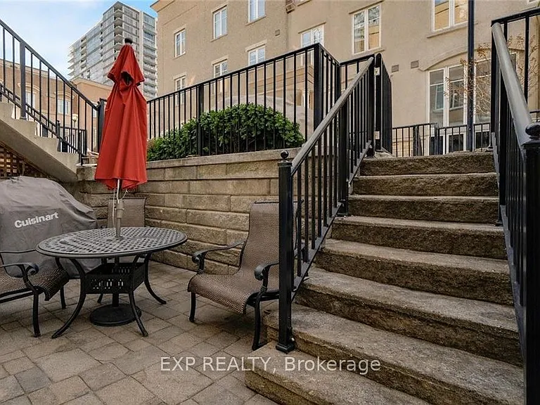 38 Western Battery Rd #610 — Photo 2
