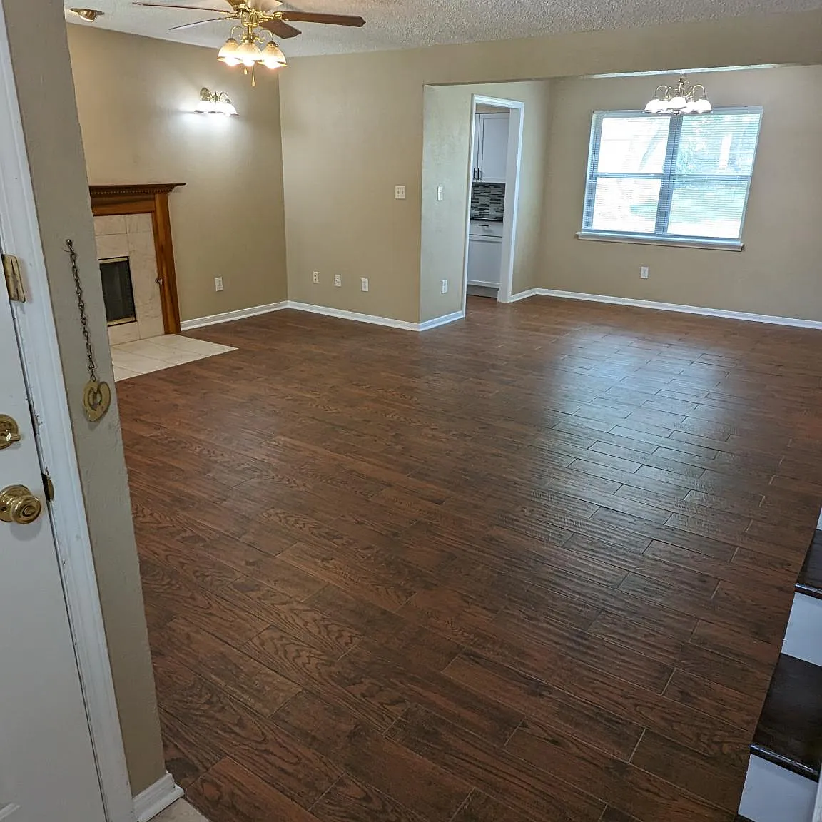 4 bed, 1715 sqft, $2,190 — Photo 3