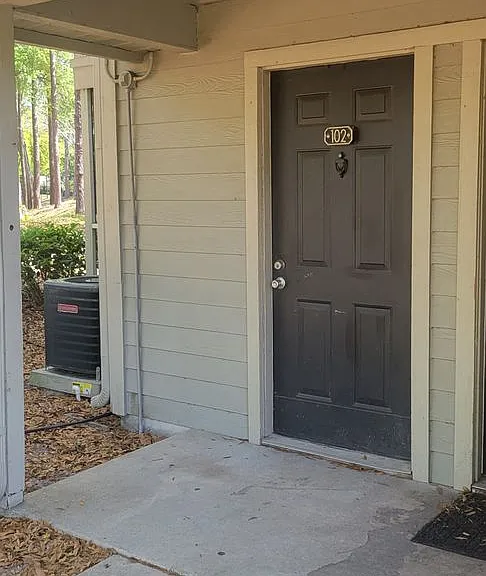 6052 Westgate Dr #102 — Photo 26