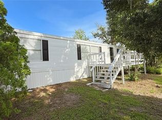 3335 Fox Ridge Blvd, Zephyrhills, FL 33543