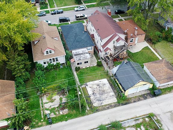 3rd image of 13819 S Edbrooke Ave