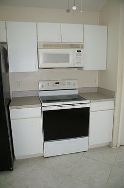 3rd image of 2308 Holland St