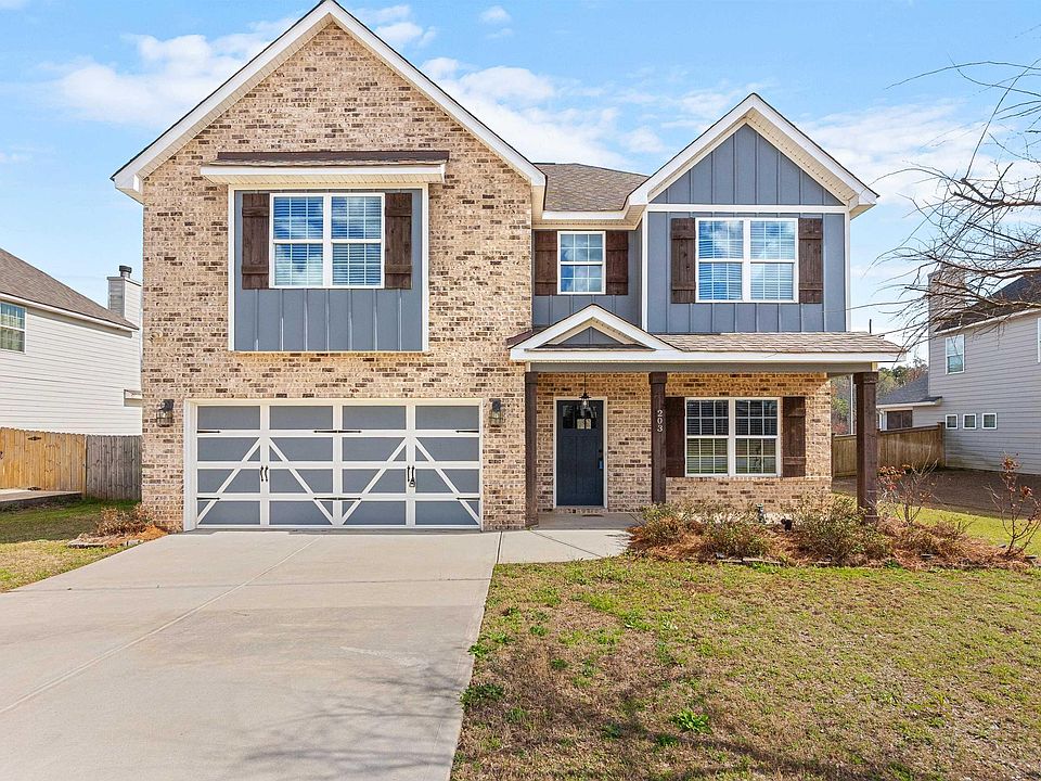 1st image of 203 Amberley Ct