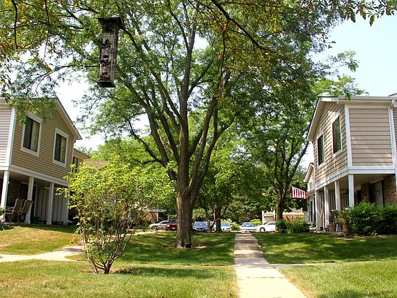 3rd image of 441 Kennedy Pl