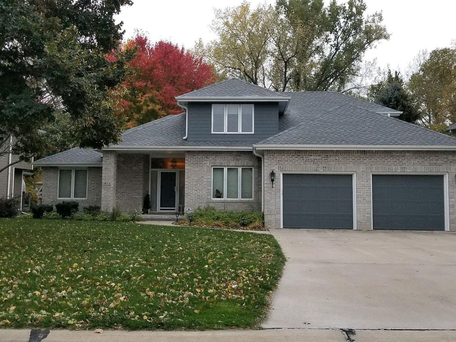 420 N Royal Troon Dr