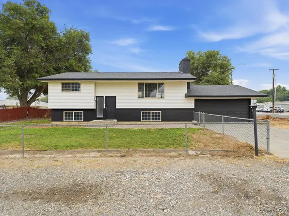 1828 W 19th Ave, Kennewick, WA 99337