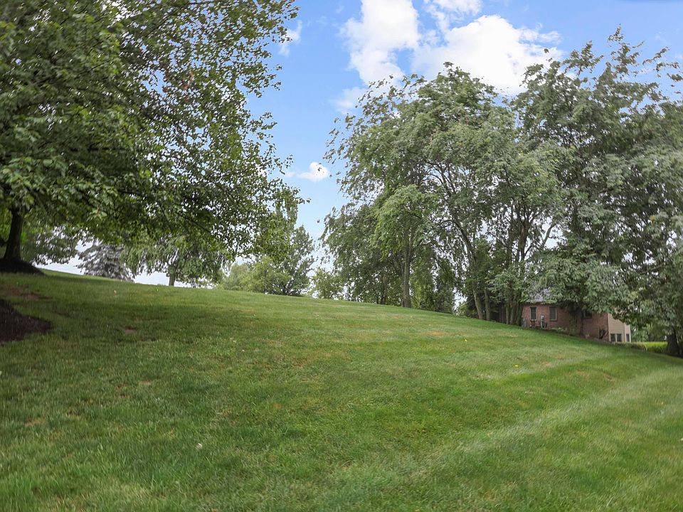2nd image of 0 Wexford Dr