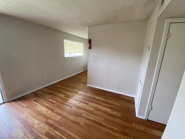 5600 Royal Palms St #23