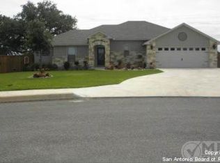 584 Bonita Creek Dr, Pleasanton, TX 78064