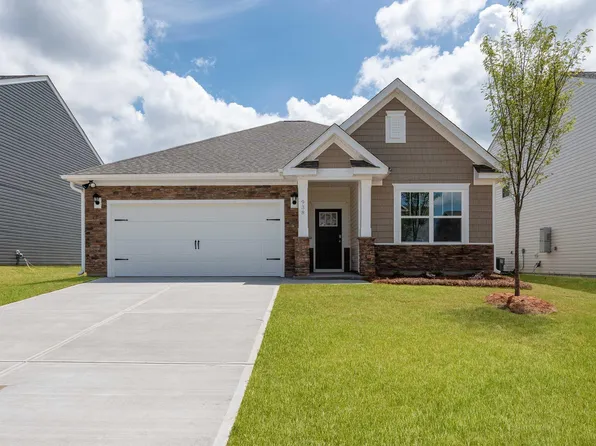 938 Pineland Dr, Woodruff, SC 29388