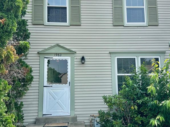 1960 Fountainbrook Ct