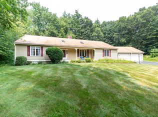 16 Four Winds Rd, Merrimack, NH 03054