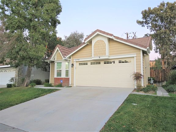 5th image of 26788 Madigan Dr