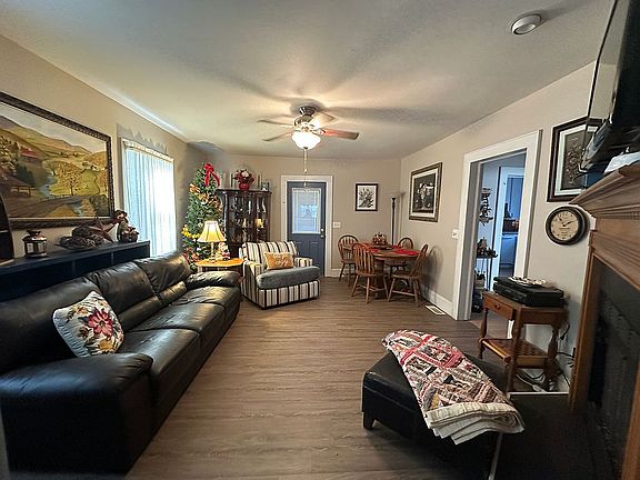 5th image of 174 Sunset Dr