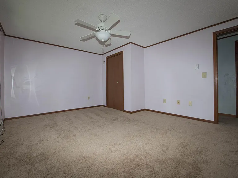 master bed room
