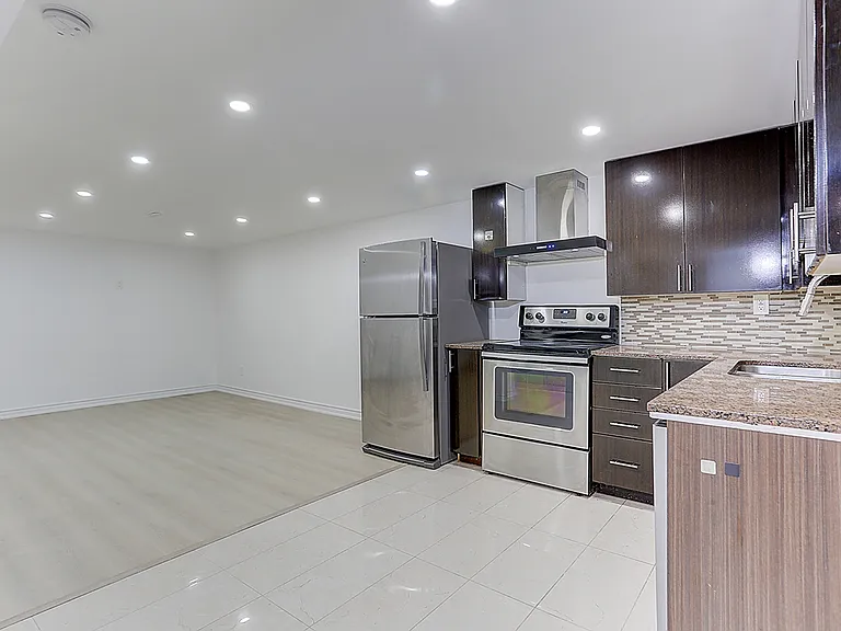 3271 Chokecherry Cres #BASEMENT — Photo 10
