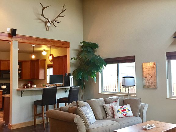 Spacious Great Room 