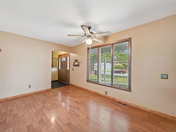 2nd image of 2700 Radcliffe Dr