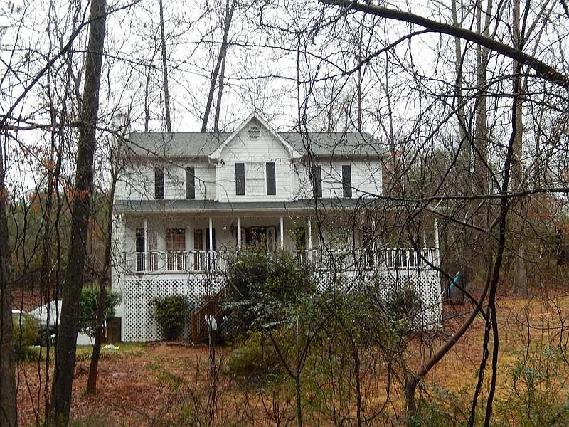 1st image of 2013 Meadows Dr
