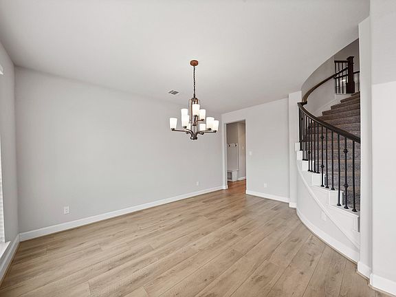 5th image of 10711 Klaria Crescent Ct