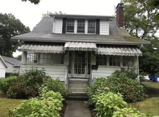 7 Arcadia Ave, Waltham, MA 02452