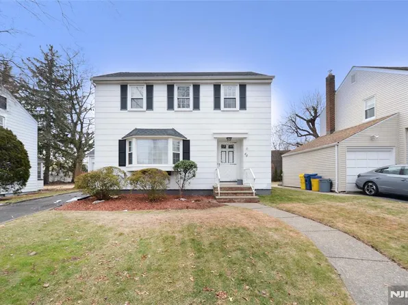 44 Jasper Ave, Teaneck, NJ 07666