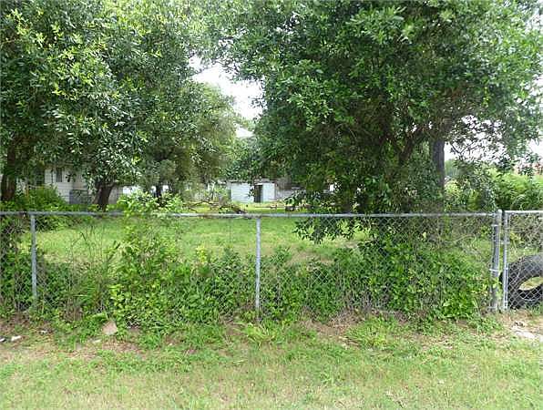 1st image of 2106 Date Palm Ave