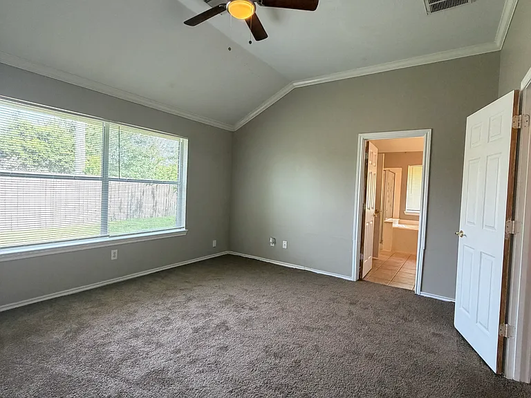 9119 Melody Park Ln — Photo 17
