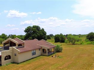 331 Greasy Bnd, Smithville, TX 78957