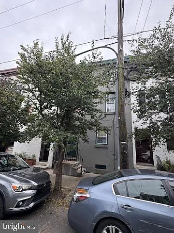 2404 Aspen St