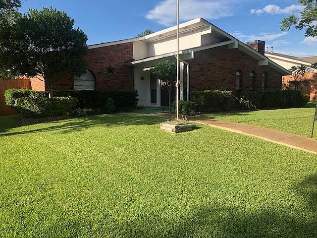 1st image of 3521 Rockcrest Dr