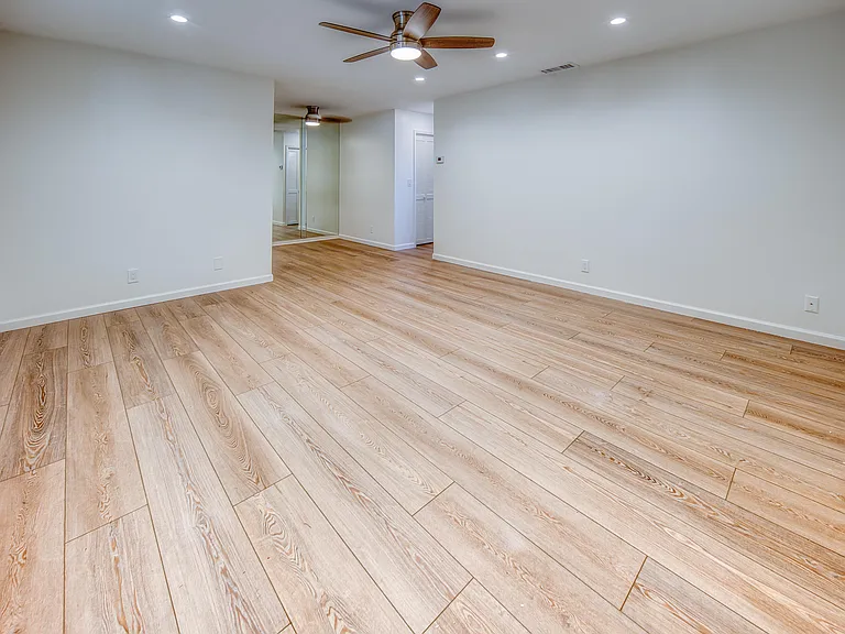 411 S M St #5 — Photo 13