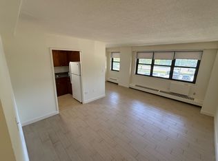 80 Guion Pl APT 2T, New Rochelle, NY 10801