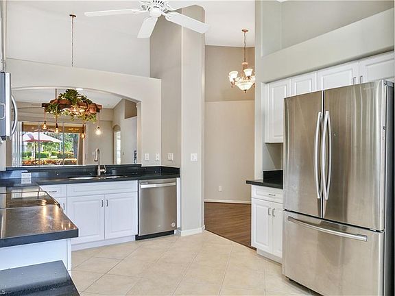 5th image of 8480 Ibis Cove Cir