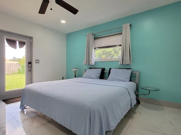 4825 NW 6th St, Plantation, FL 33317