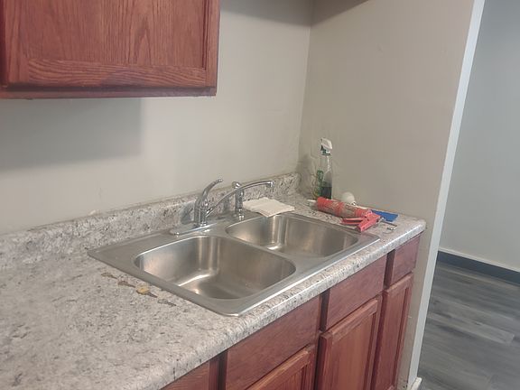 5th image of 5304 S Cornell Ave APT B