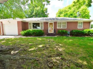 915 N 44th St, Lincoln, NE 68503